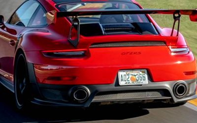 VIDEO: Porsche 911 GT2 RS sets production car lap record at Road America